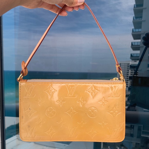 SOLD - Picture 3 of 6